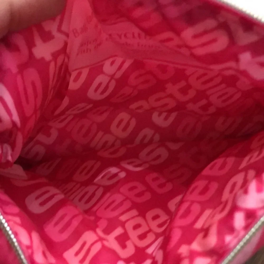 NEW Estee Lauder puffer recycled cosmetic bag Wristlet.